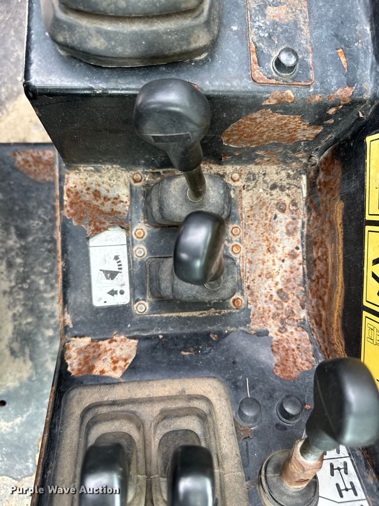 image for item EH3871 2016 JCB 510-56 telehandler