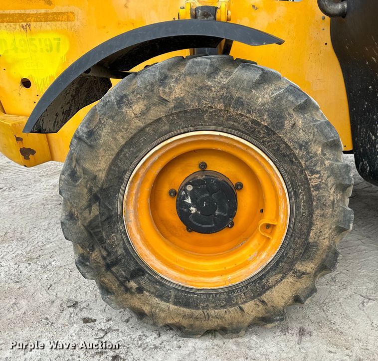 image for item EH3871 2016 JCB 510-56 telehandler