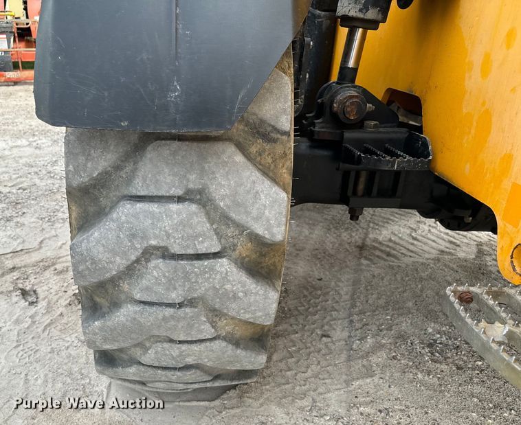 image for item EH3871 2016 JCB 510-56 telehandler