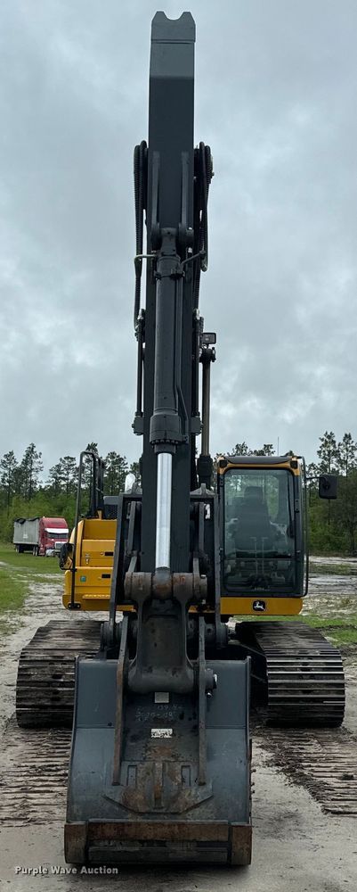 image for item EH5396 2022 John Deere 250G LC excavator