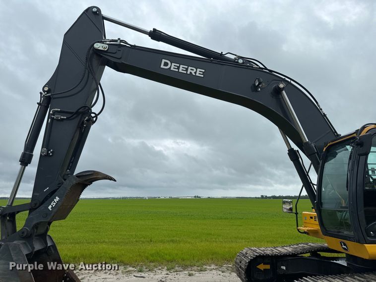 image for item EH5396 2022 John Deere 250G LC excavator