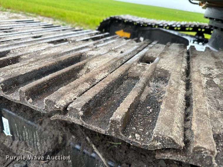 image for item EH5396 2022 John Deere 250G LC excavator