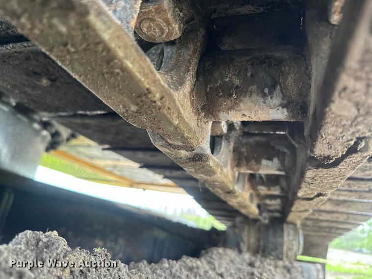 image for item EH5396 2022 John Deere 250G LC excavator