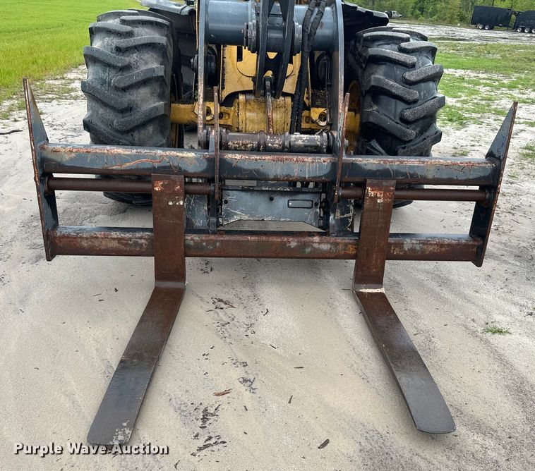 image for item EH5398 2006 John Deere  544J wheel loader