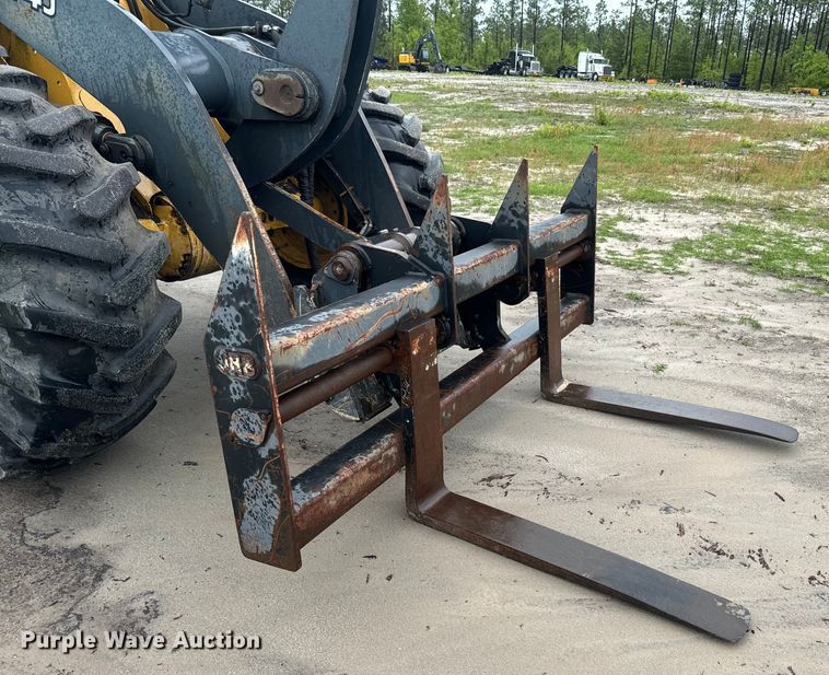 image for item EH5398 2006 John Deere  544J wheel loader