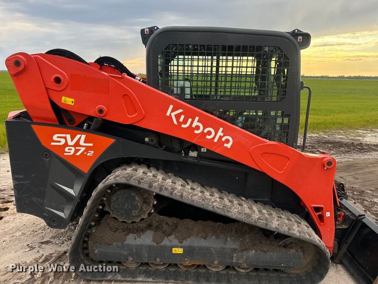 image for item EH5418 2021 Kubota SVL97-2 tracked skid steer loader