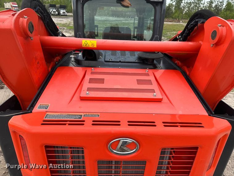 image for item EH5418 2021 Kubota SVL97-2 tracked skid steer loader