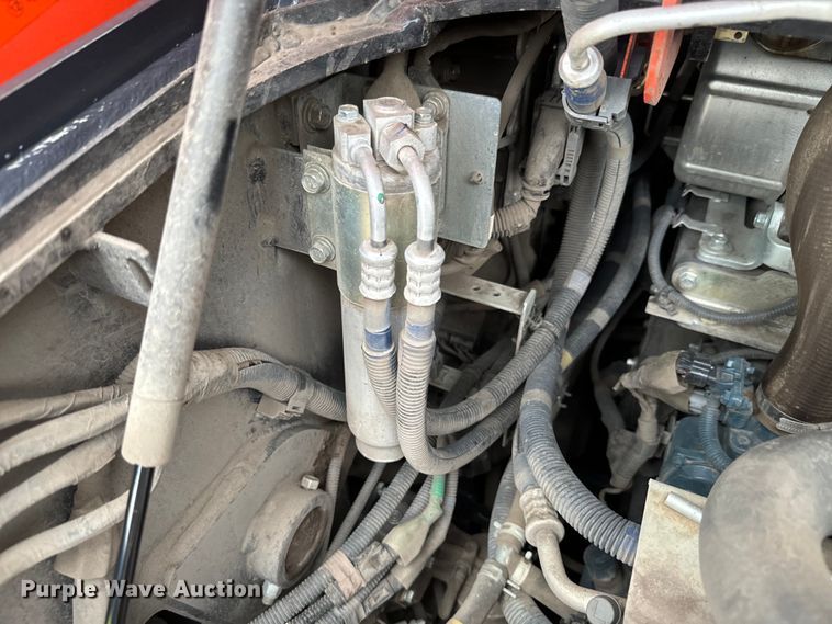 image for item EH5418 2021 Kubota SVL97-2 tracked skid steer loader