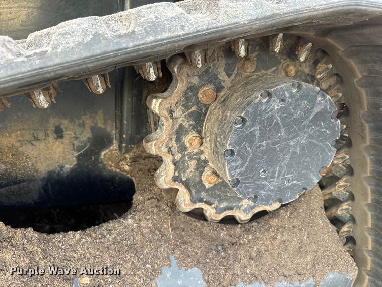 image for item EH5418 2021 Kubota SVL97-2 tracked skid steer loader