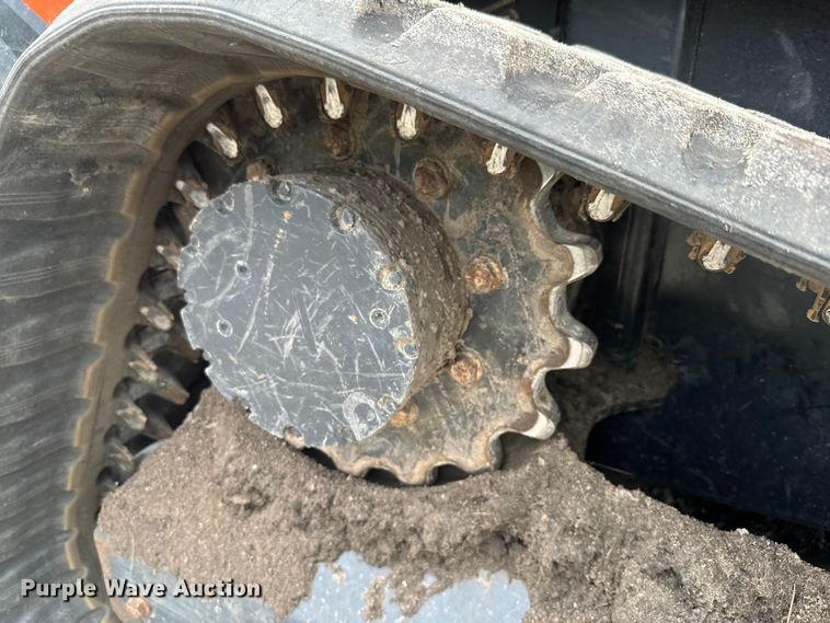 image for item EH5418 2021 Kubota SVL97-2 tracked skid steer loader