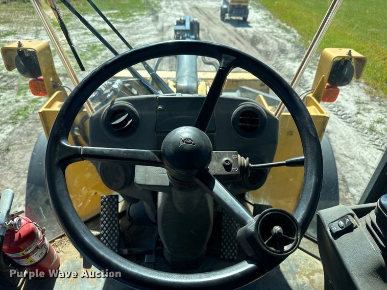 image for item EH5423 2014 John Deere 624K wheel loader