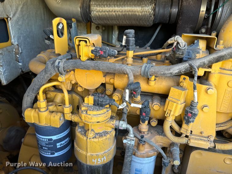 image for item EH5423 2014 John Deere 624K wheel loader