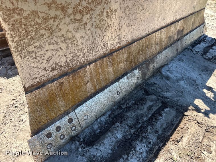 image for item EH5425 2012 John Deere  700J LGP dozer