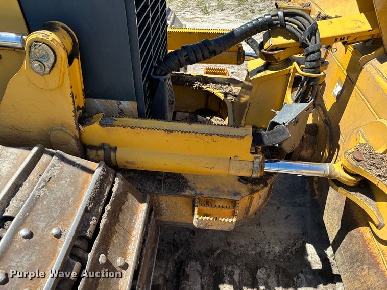 image for item EH5425 2012 John Deere  700J LGP dozer