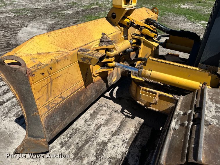 image for item EH5425 2012 John Deere  700J LGP dozer