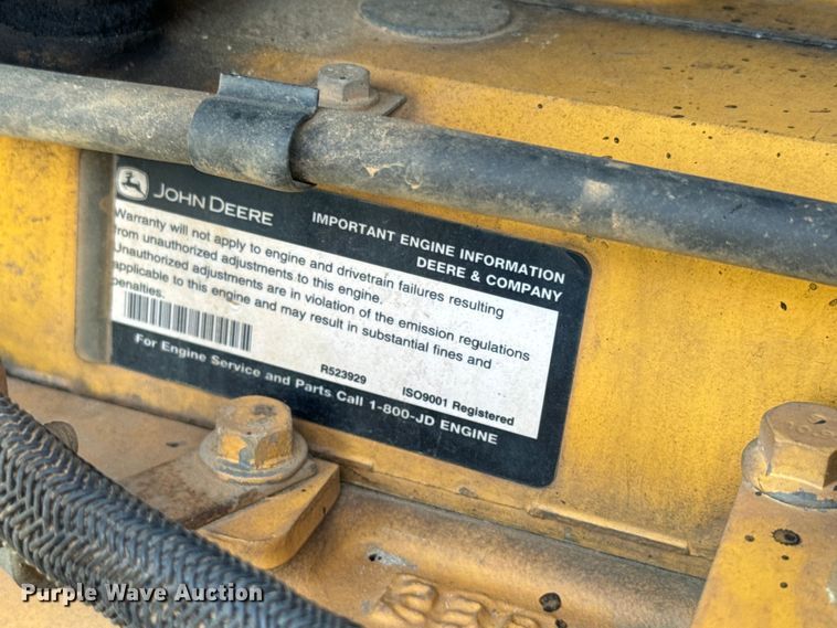 image for item EH5425 2012 John Deere  700J LGP dozer