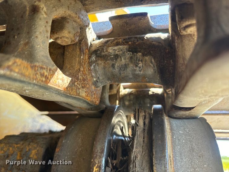 image for item EH5425 2012 John Deere  700J LGP dozer