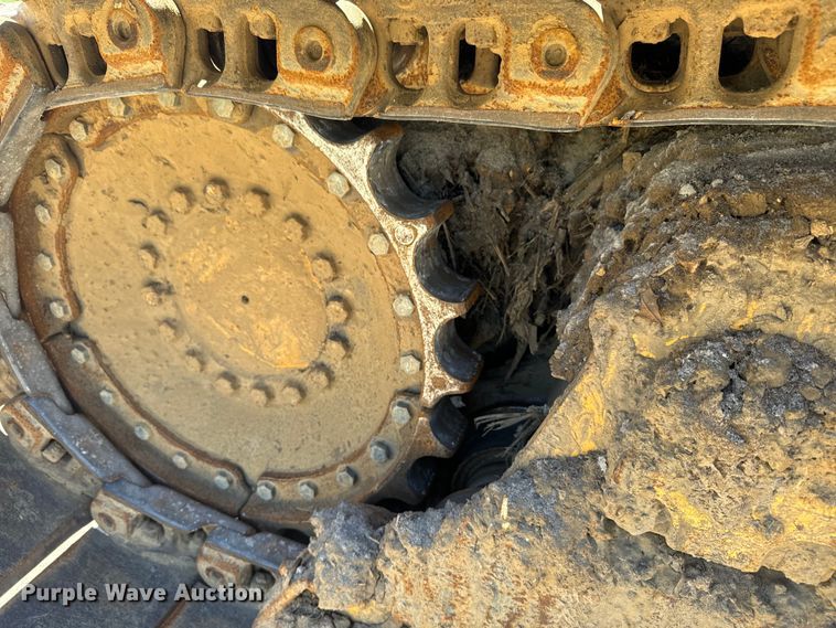 image for item EH5425 2012 John Deere  700J LGP dozer