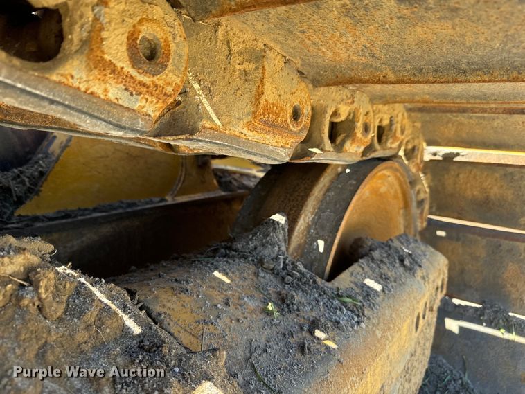 image for item EH5425 2012 John Deere  700J LGP dozer