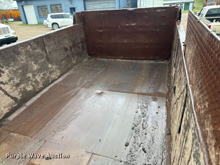 image for item EH5488 1976 Ford NT8000 dump truck