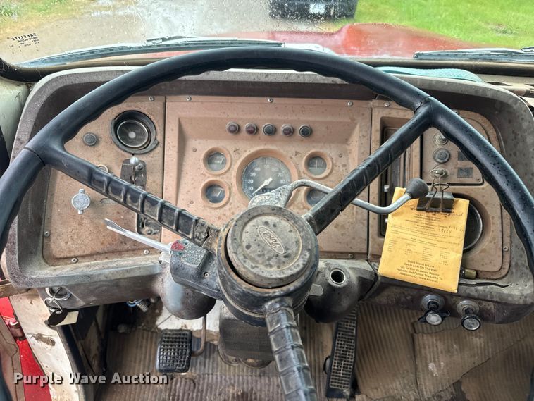 image for item EH5488 1976 Ford NT8000 dump truck