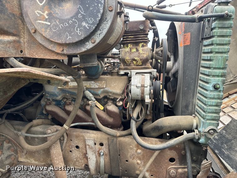 image for item EH5488 1976 Ford NT8000 dump truck