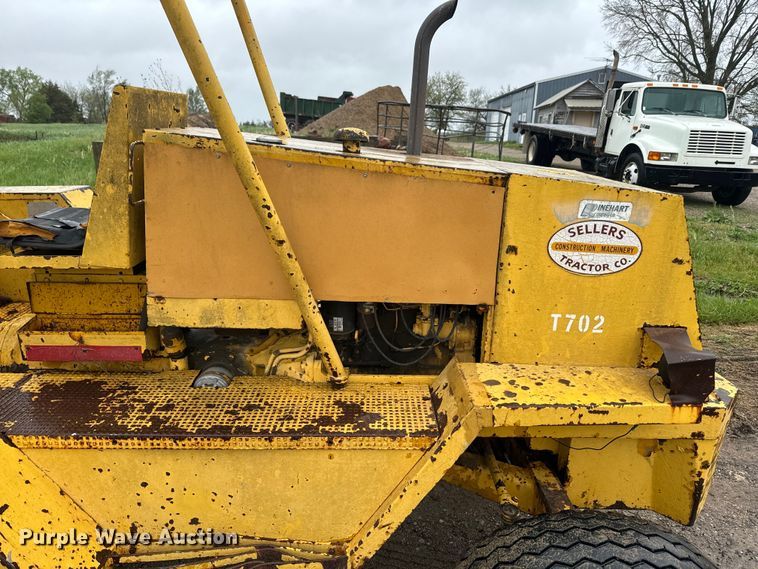 image for item EH5489 Allis Chalmers 630 forklift