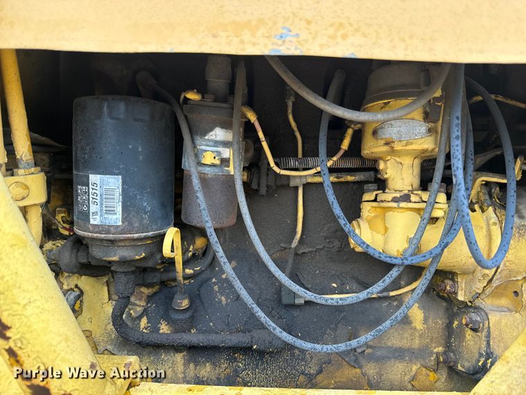 image for item EH5489 Allis Chalmers 630 forklift