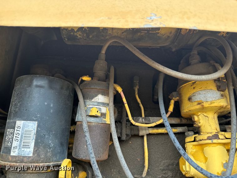 image for item EH5489 Allis Chalmers 630 forklift