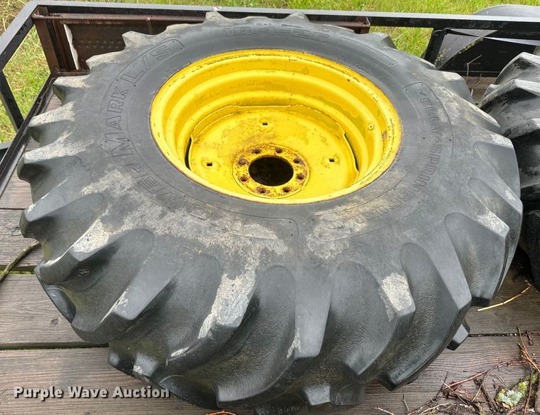 image for item EH5489 Allis Chalmers 630 forklift