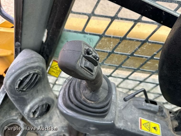 image for item EH6673 2017 Caterpillar 289D tracked skid steer loader