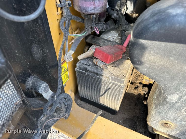 image for item EH6673 2017 Caterpillar 289D tracked skid steer loader
