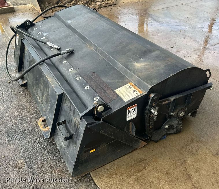 image for item EH6679 Quick Attach skid steer broom