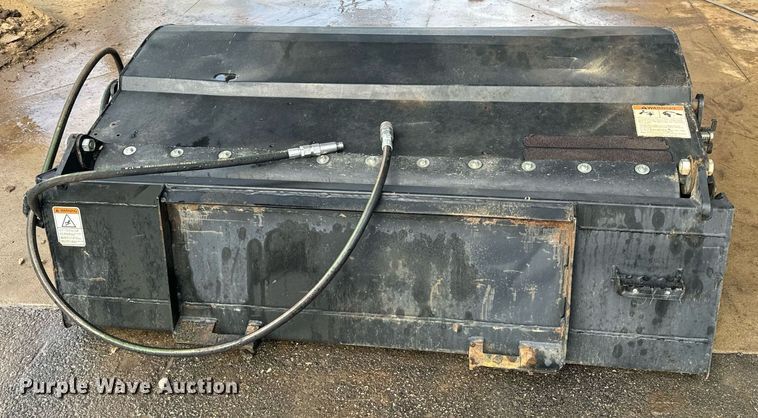 image for item EH6679 Quick Attach skid steer broom