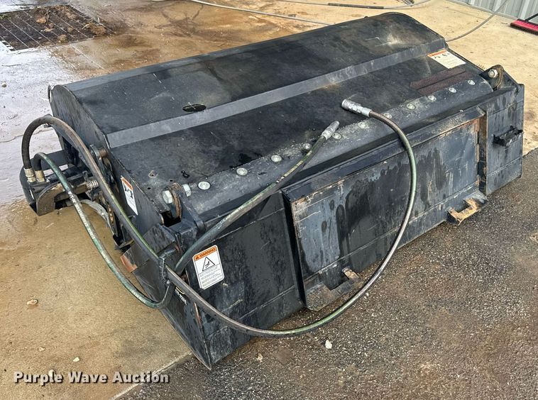 image for item EH6679 Quick Attach skid steer broom