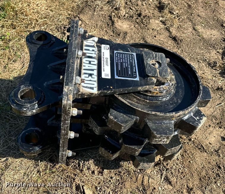 image for item EH6697 2024 GIYI excavator compaction wheel