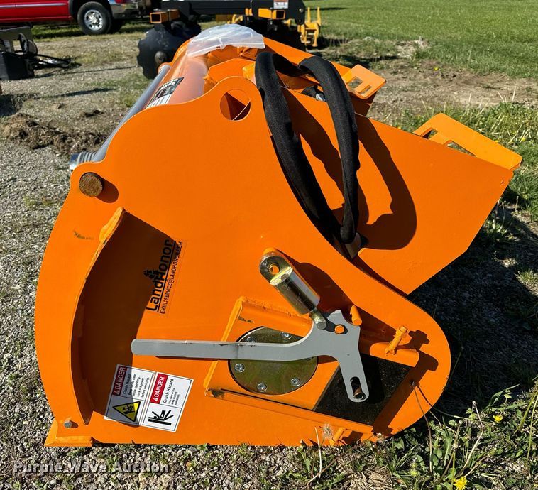 image for item EH6699 2023 LandHonor DCM-11-250G skid steer concrete mixer