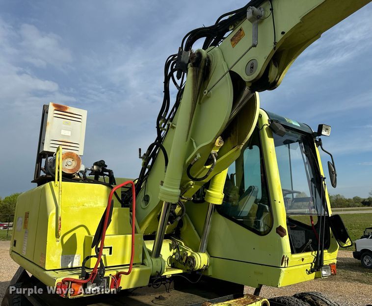 image for item EH6713 2003 Atlas 1604KZW wheeled excavator