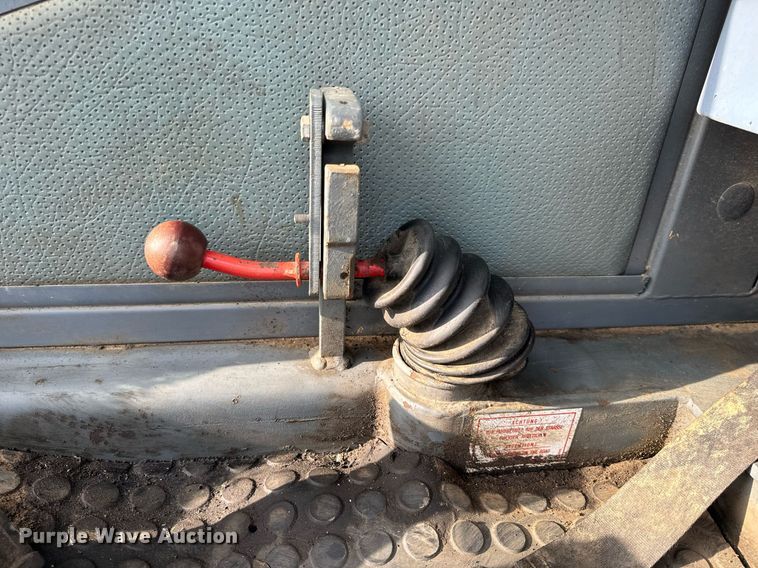 image for item EH6713 2003 Atlas 1604KZW wheeled excavator