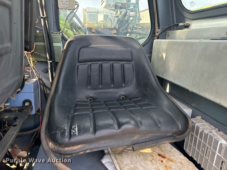 image for item EH6713 2003 Atlas 1604KZW wheeled excavator