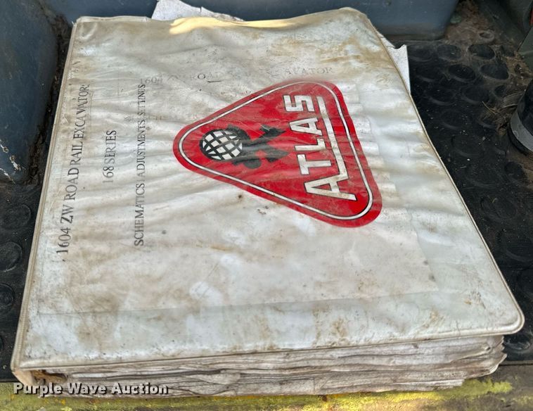 image for item EH6713 2003 Atlas 1604KZW wheeled excavator