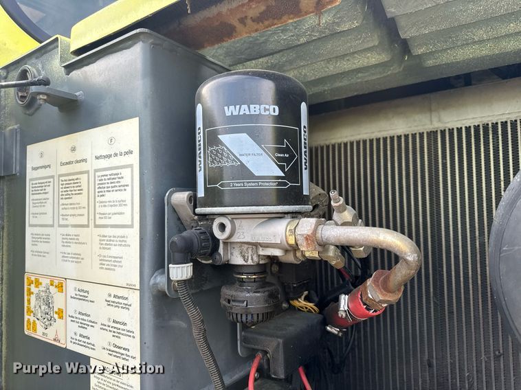 image for item EH6713 2003 Atlas 1604KZW wheeled excavator