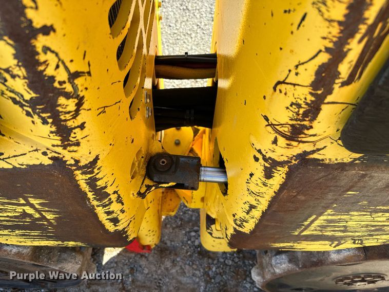 image for item EJ0271 Bomag  BMP8500 trench compactor