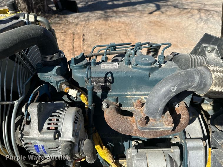 image for item EJ0271 Bomag  BMP8500 trench compactor