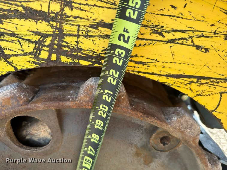 image for item EJ0271 Bomag  BMP8500 trench compactor