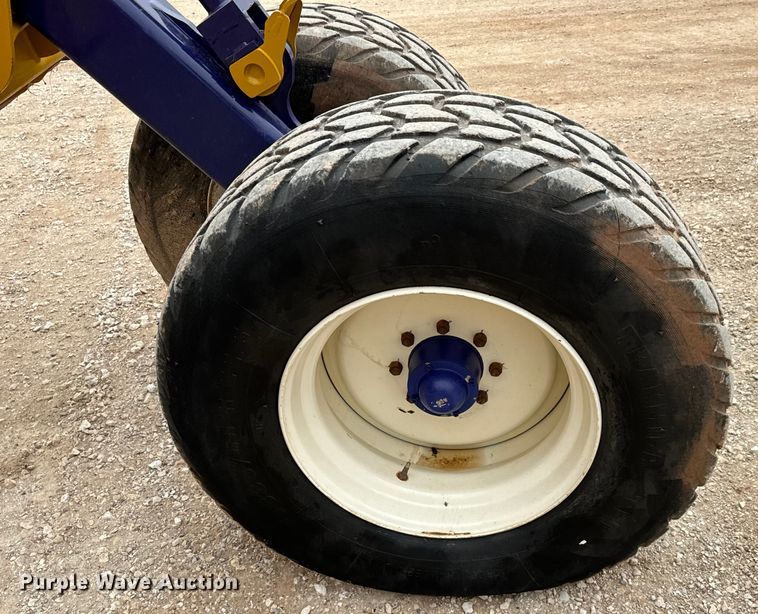 image for item EJ0518 2020 K-Tec 2822 Flex land leveler