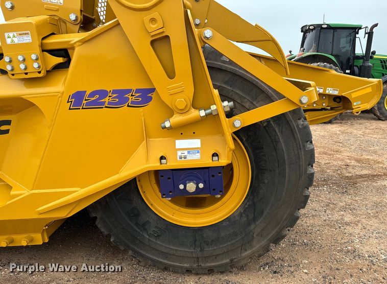 image for item EJ0520 2019 K-Tec 1233 scraper