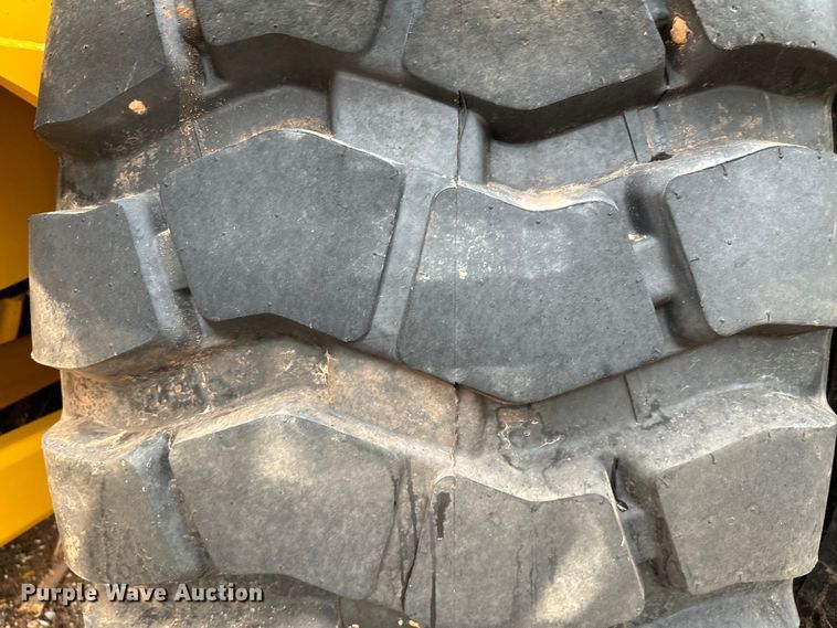 image for item EJ0520 2019 K-Tec 1233 scraper