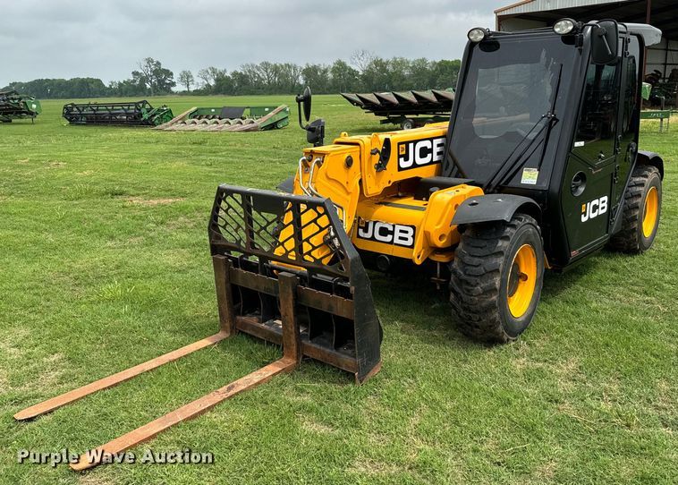 image for item EJ0522 2021 JCB 505-20 tool carrier telehandler