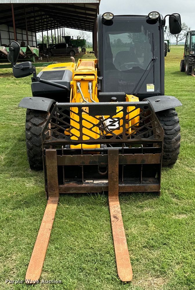 image for item EJ0522 2021 JCB 505-20 tool carrier telehandler
